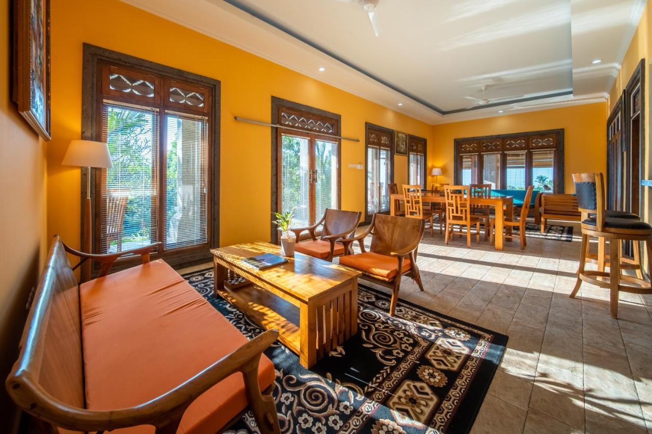 Villa Selonding Batu ロヴィーナ エクステリア 写真