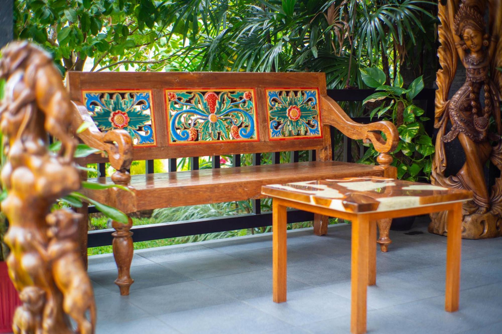 Villa Selonding Batu ロヴィーナ エクステリア 写真