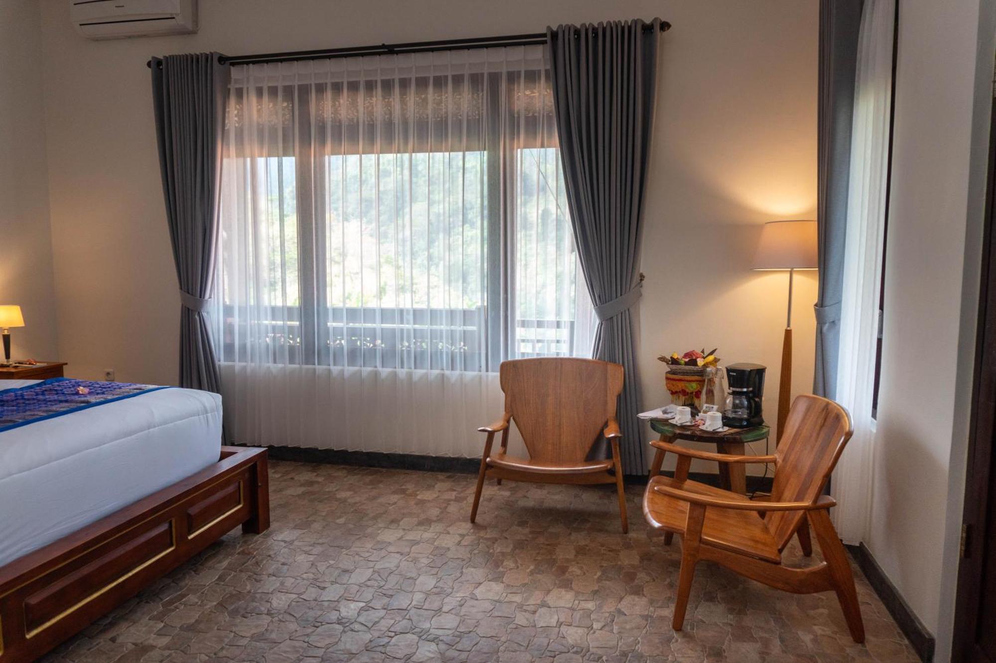 Villa Selonding Batu ロヴィーナ エクステリア 写真