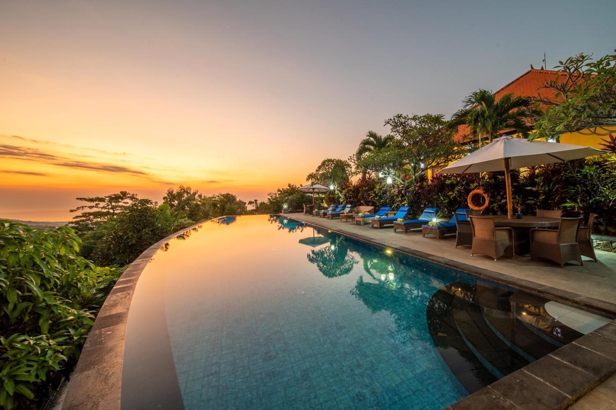 Villa Selonding Batu ロヴィーナ エクステリア 写真