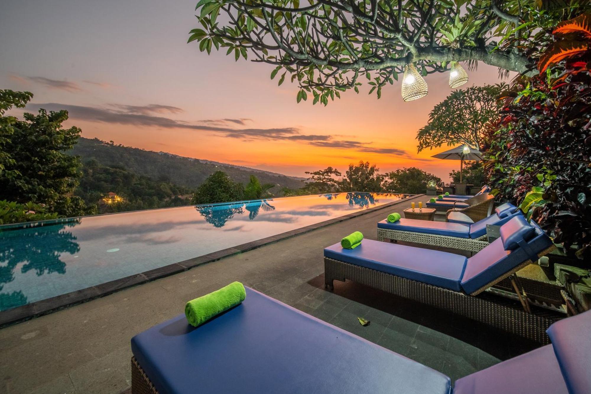 Villa Selonding Batu ロヴィーナ エクステリア 写真